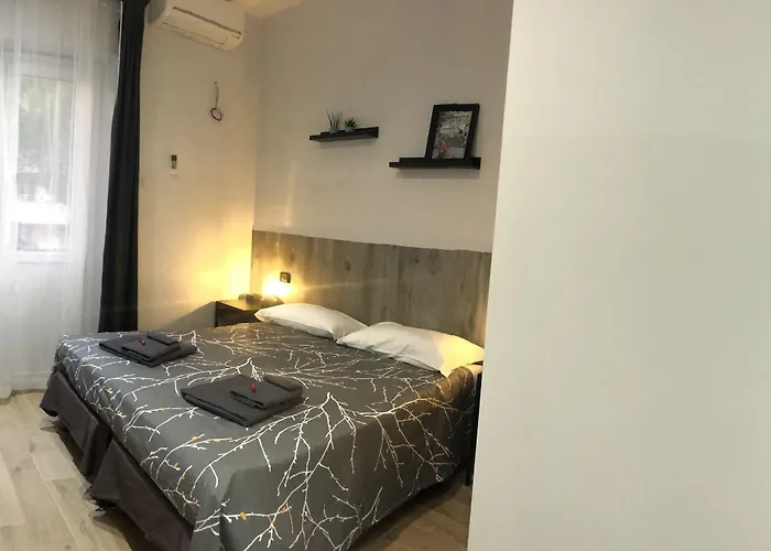 Bed & Breakfast Avec Moi 4*